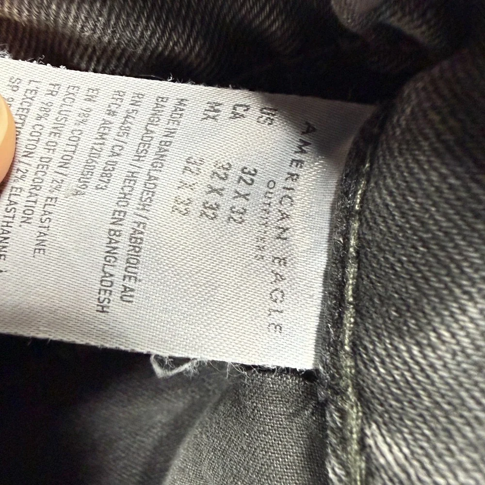American Eagle Jeans Mens 32x32 Black Airflex+ Distressed Ripped Skinny Stretch